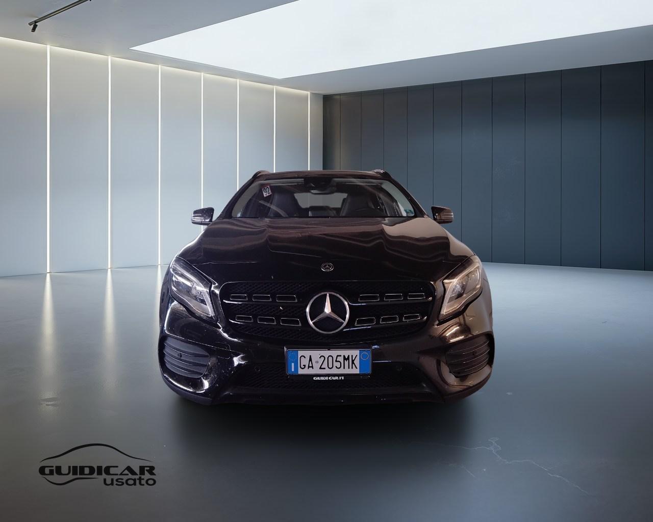 Mercedes-Benz GLA-X156 2017 - GLA 200 d Night Edition auto