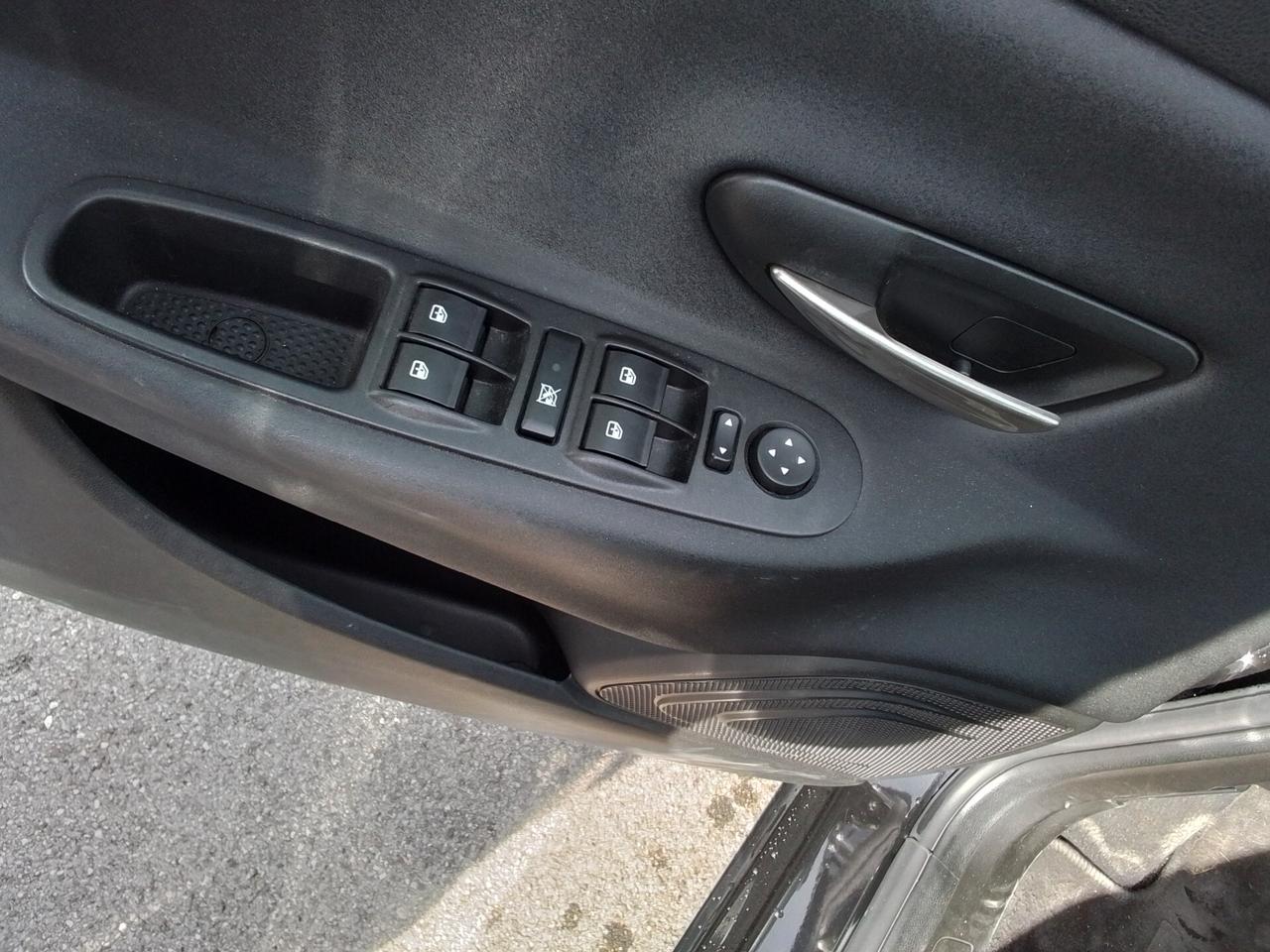Lancia Ypsilon 1.0 FireFly 5 porte S&S Hybrid Ecochic Gold