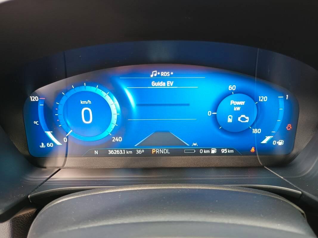 Ford Kuga 2.5 PLUG-IN HYBRID 225 CV ST-Line X