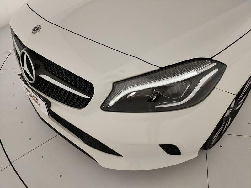 Mercedes-Benz Classe A A 180 d Sport auto my16