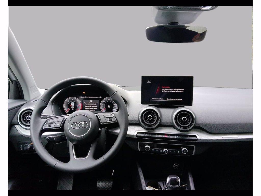 AUDI Q2 35 2.0 tdi identity black s-tronic del 2026