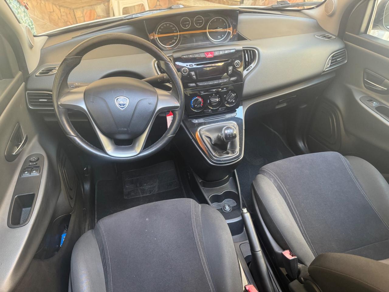 Lancia Ypsilon 1.3 MJT 16V 95 CV 5 porte S&S Platinum