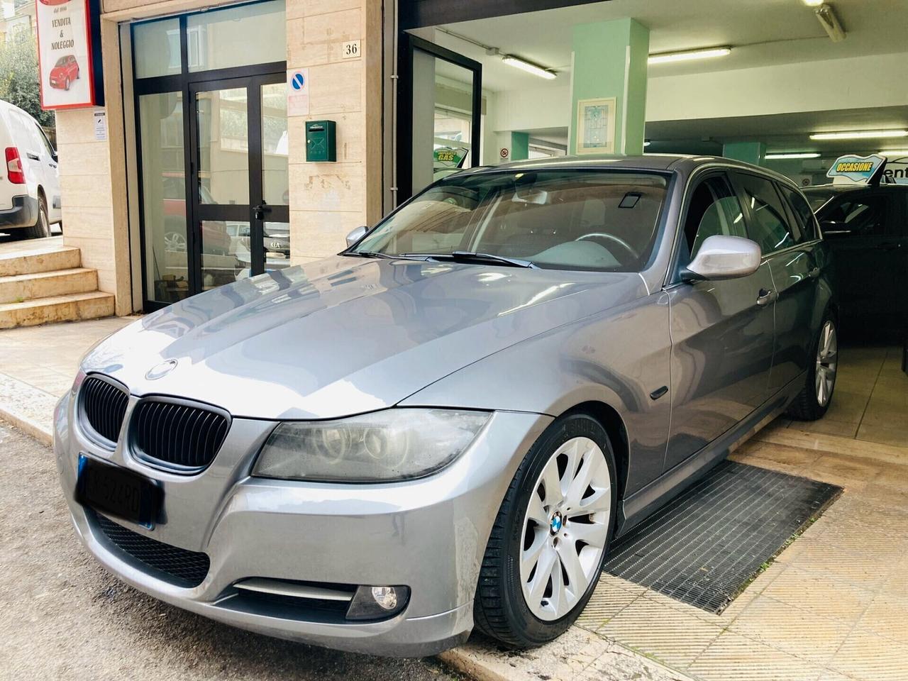 Bmw 320d Automatica -PERFETTA- 2013