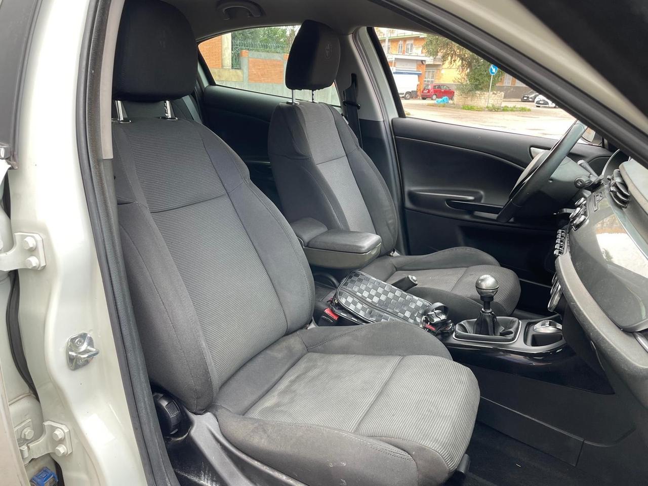 Alfa Romeo Giulietta 1.6 JTDm-2 105 CV Exclusive Full Perfett