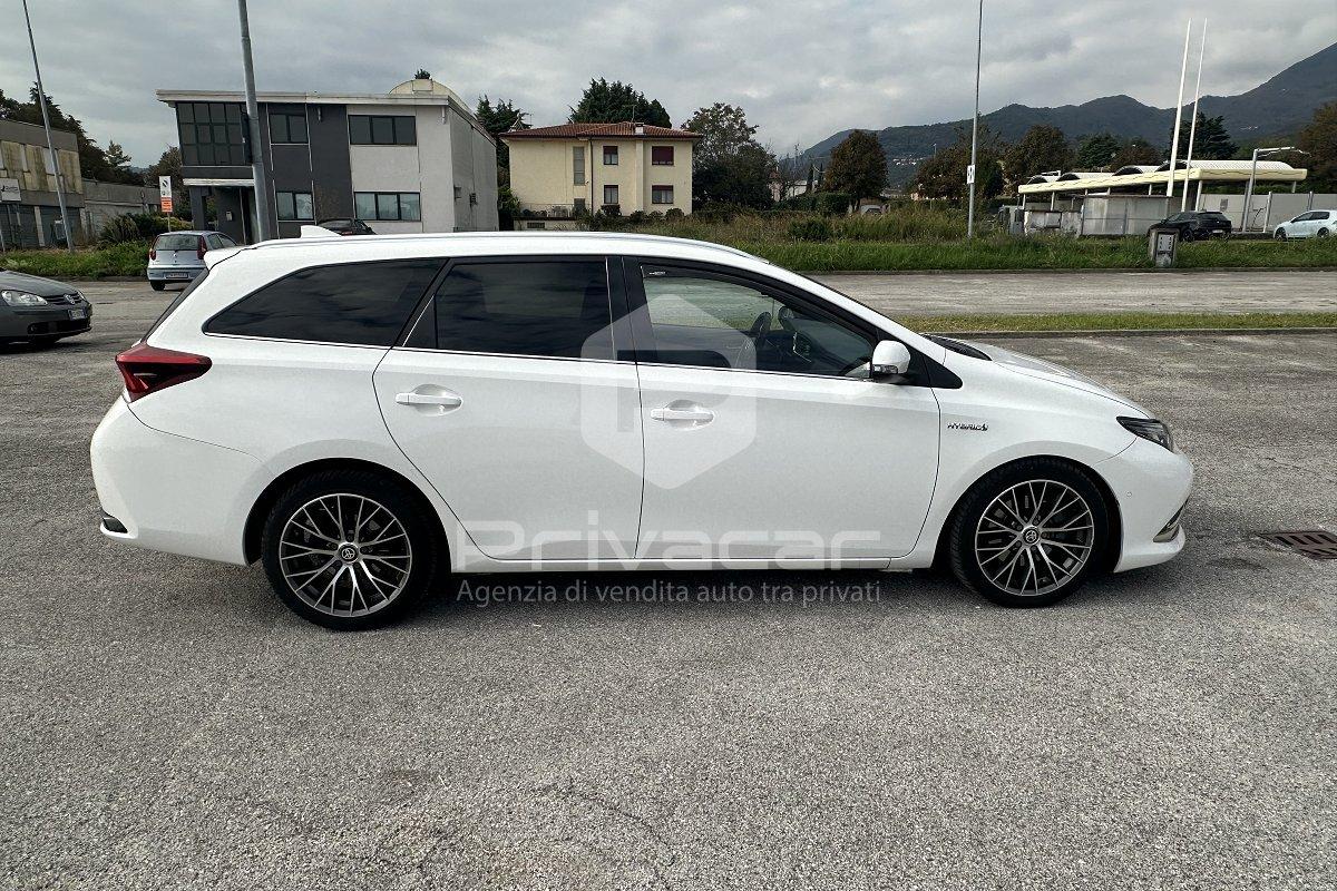 TOYOTA Auris Touring Sports 1.8 Hybrid Lounge