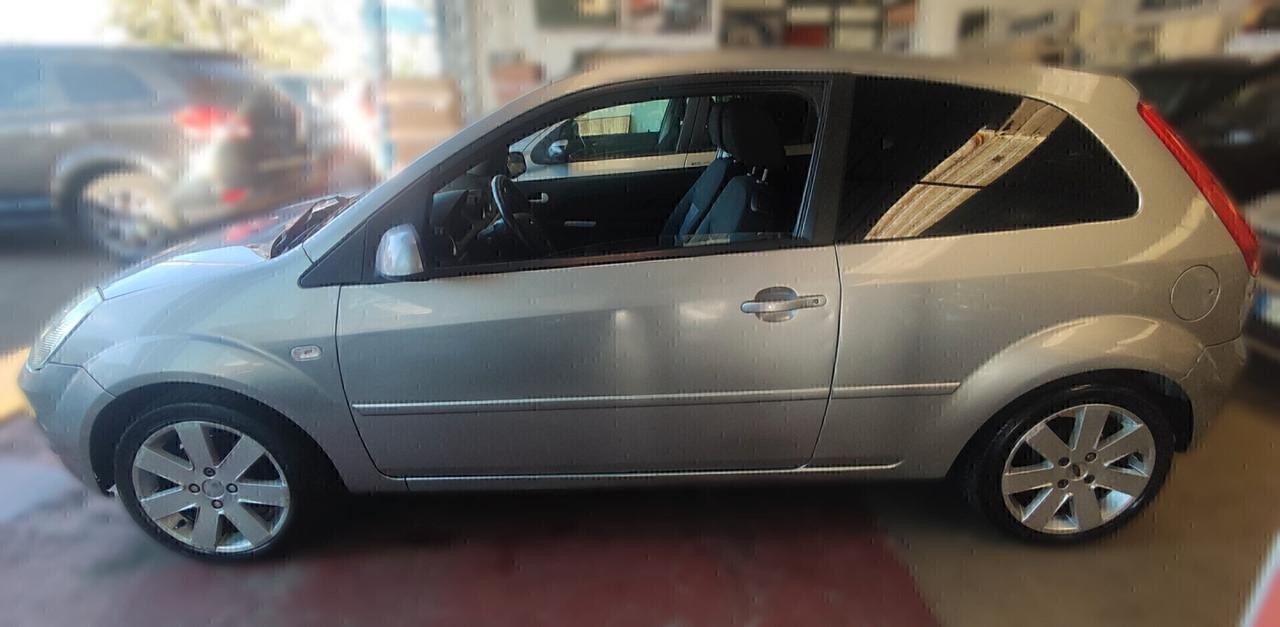 Ford Fiesta 1.6 TDCi 3p. Ghia