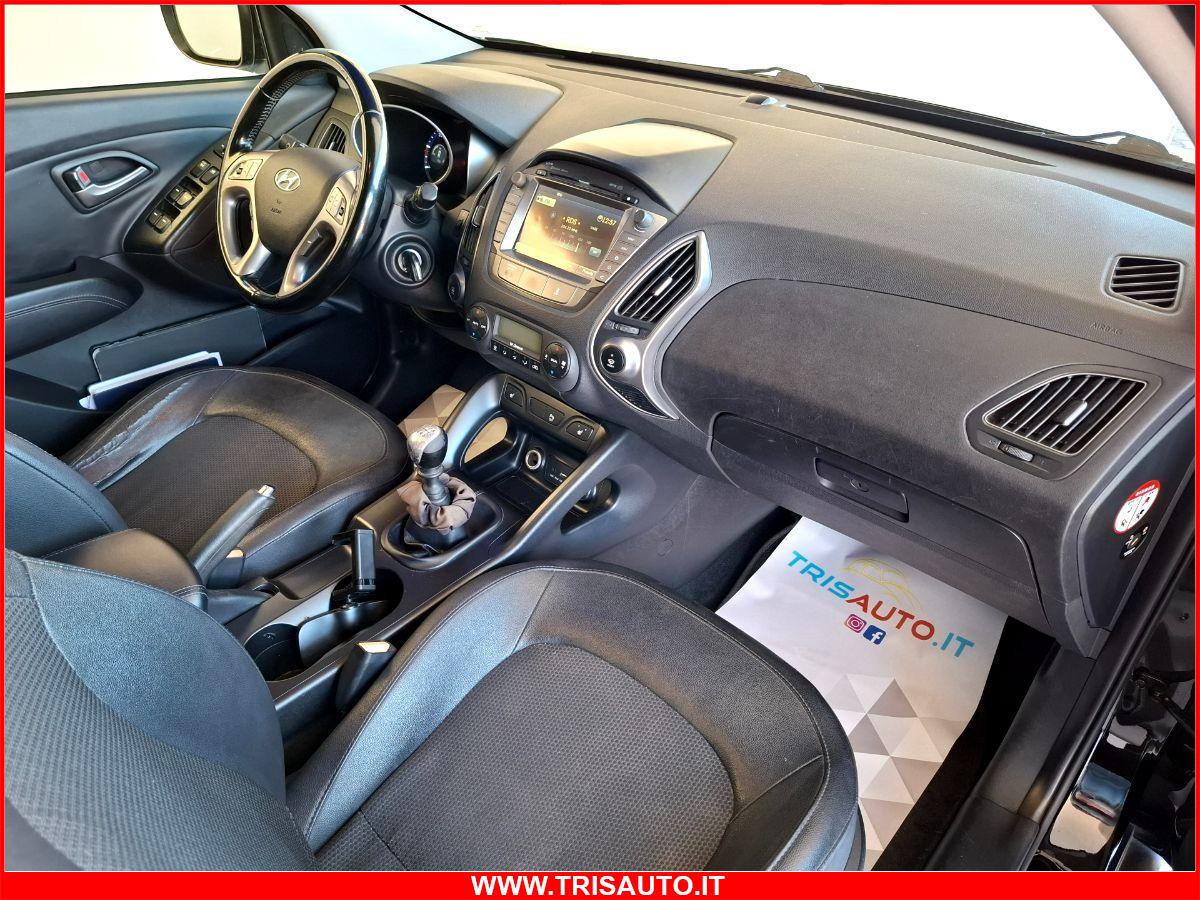 HYUNDAI iX35 1.7 Crdi Xpossible NEOPATENTATI (DOPPIO TETTO PANORAMICO APRIBILE)