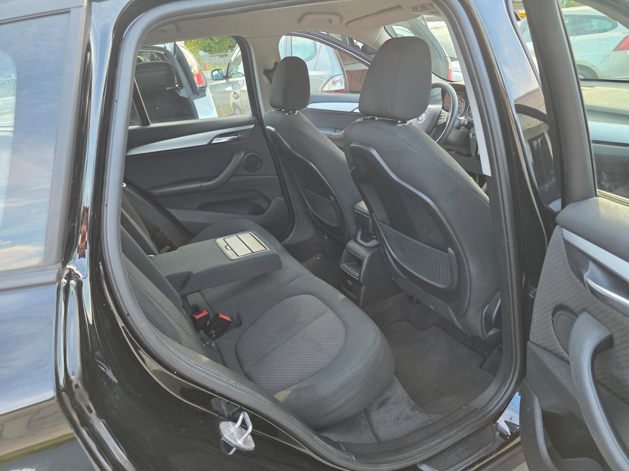 Bmw 116 116d 5p. Msport