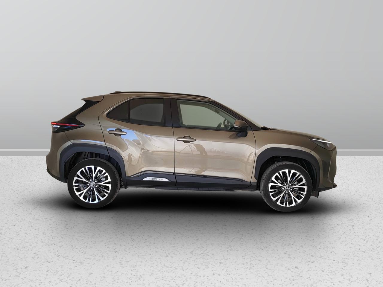 TOYOTA Yaris Cross - Yaris Cross 1.5h Lounge fwd 116cv e-cvt