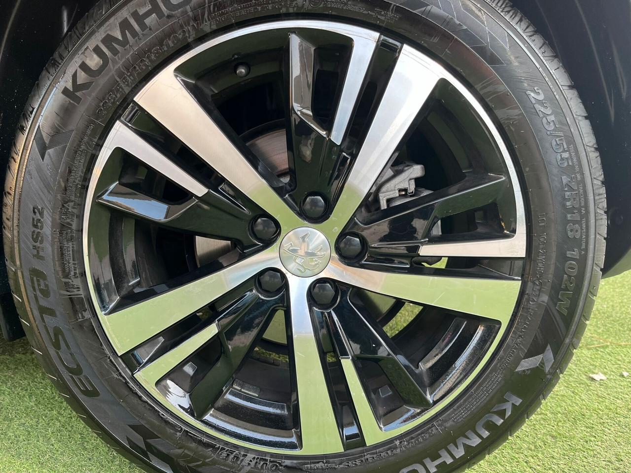 Peugeot 3008 BlueHDi 130 S&S EAT8 GT Pack