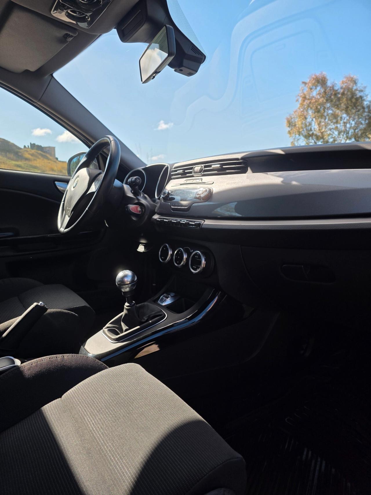 Alfa Romeo Giulietta 1.6 JTDm-2 105 CV Progression