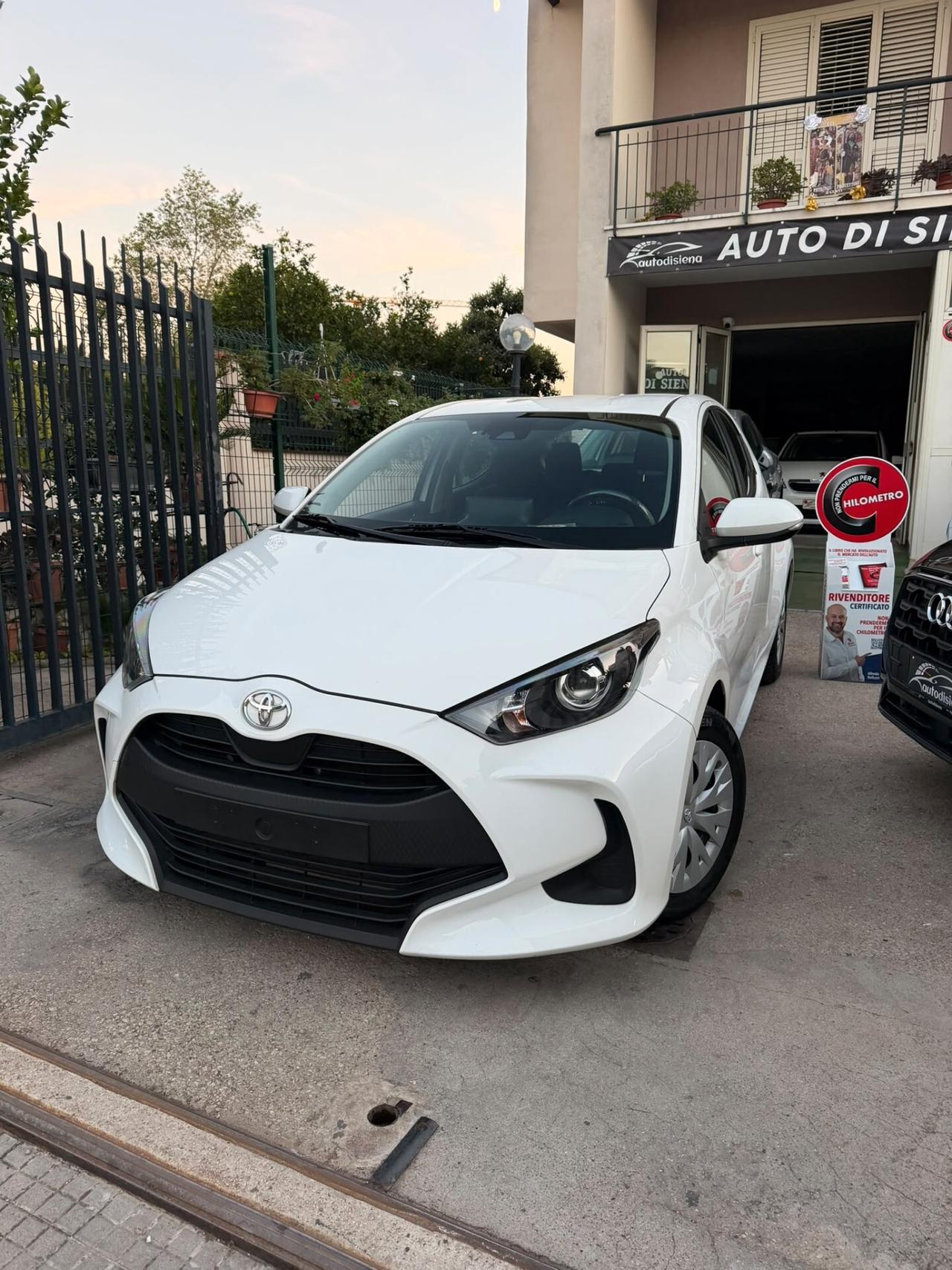 Toyota Yaris 1.0 benzina