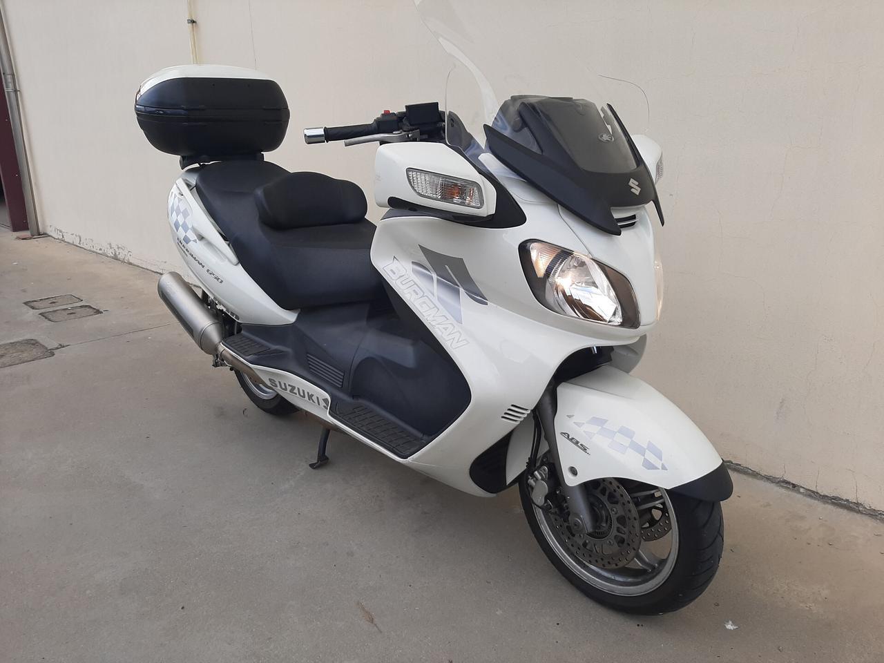 Suzuki Burgman 650 Executive ABS