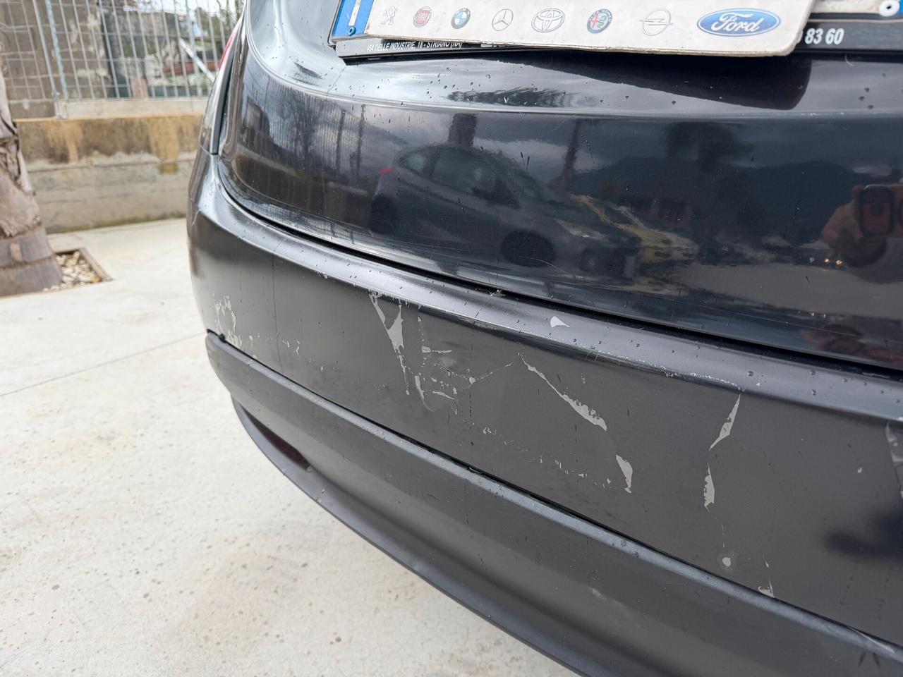 LANCIA YPSILON ANNO 2014 1.2 BENZINA/GPL 69 CV