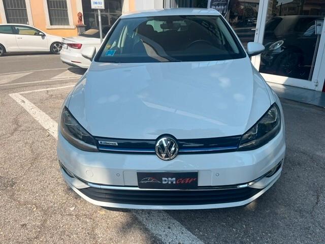 VOLKSWAGEN GOLF VII TGI METANO 130CV EXECUTIVE DSG NAVI ALCANTARA SENSORI DI PARCHEGGIO ANTERIORI POSTERIORI CERCHI IN LEGA OK NEOPATENTATI - CON € 25 percorrenza KM 460 - GARANZIA 12 MESI -
