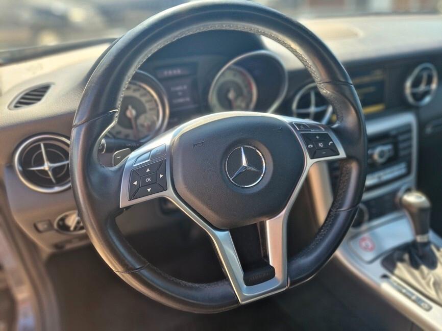 Mercedes-benz SLK 200 CGI Premium