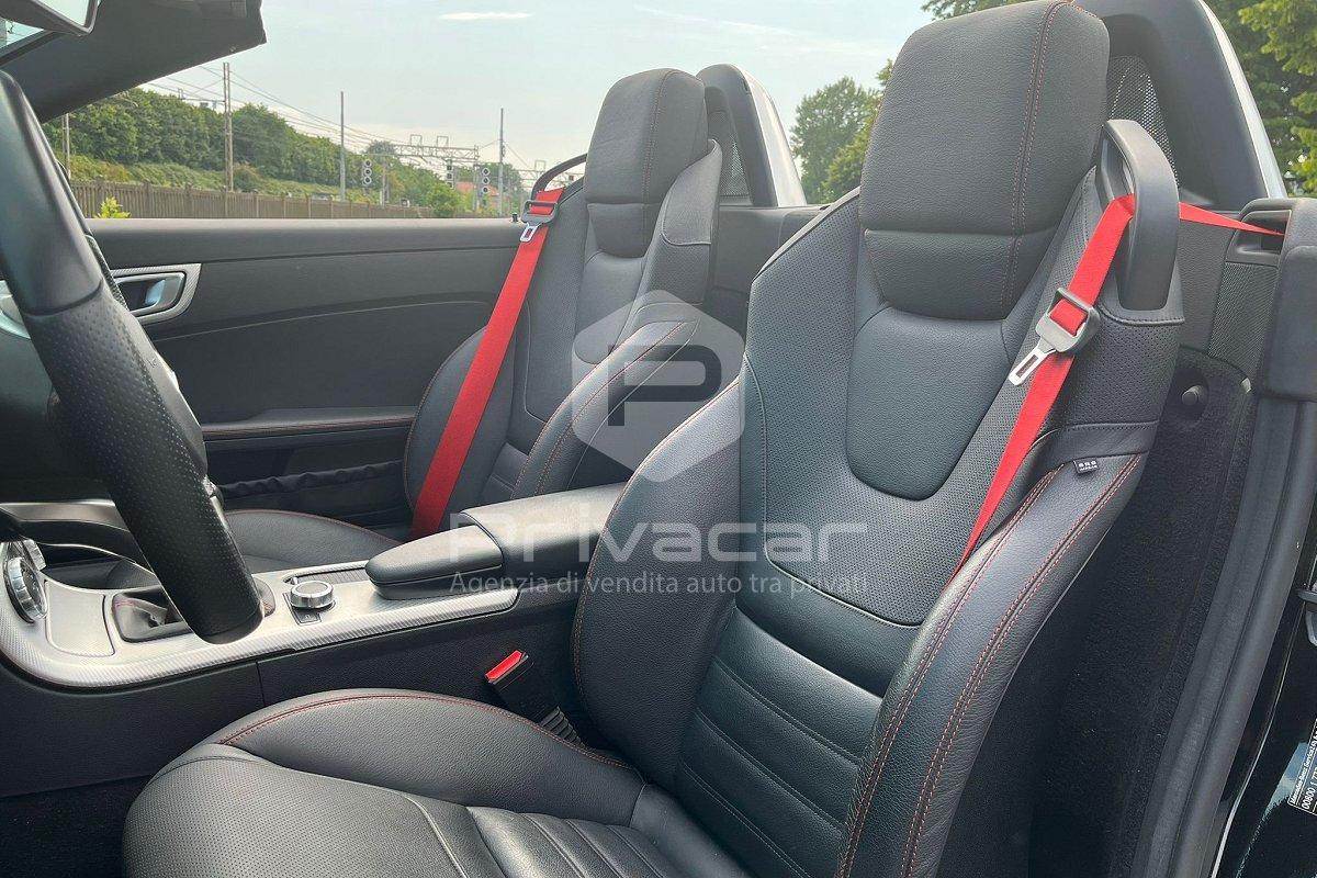 MERCEDES SLC 180 AMG line