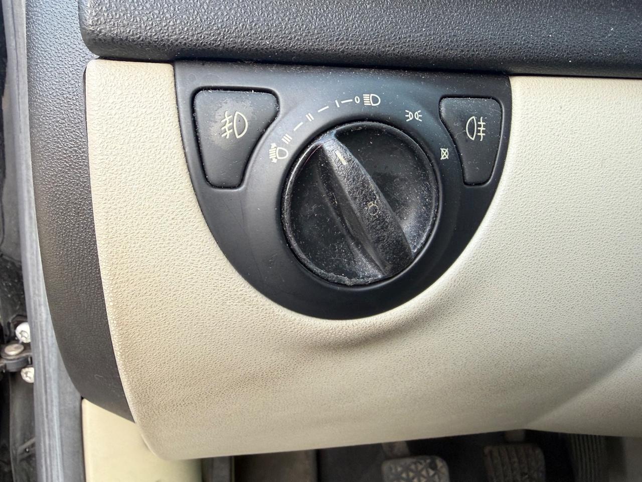 Saab 9-3 Sport Sedan 1.9 TiD Vector