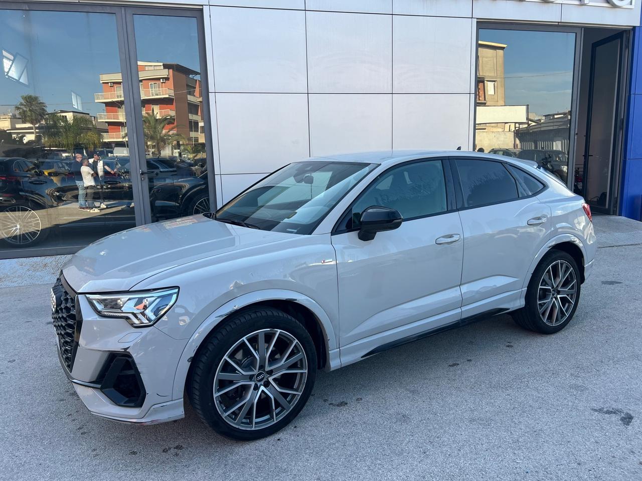 Audi Q3 SPB 40 VENDITA RISERVATA AD OPERATORI DEL SETTORE