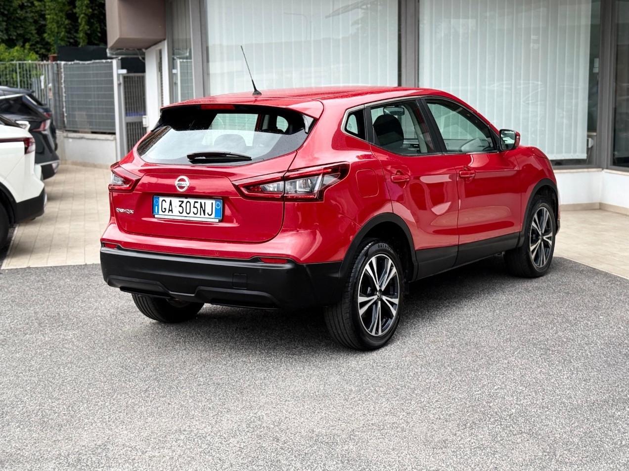 Nissan Qashqai 1.3 dig-t Visia 140cv