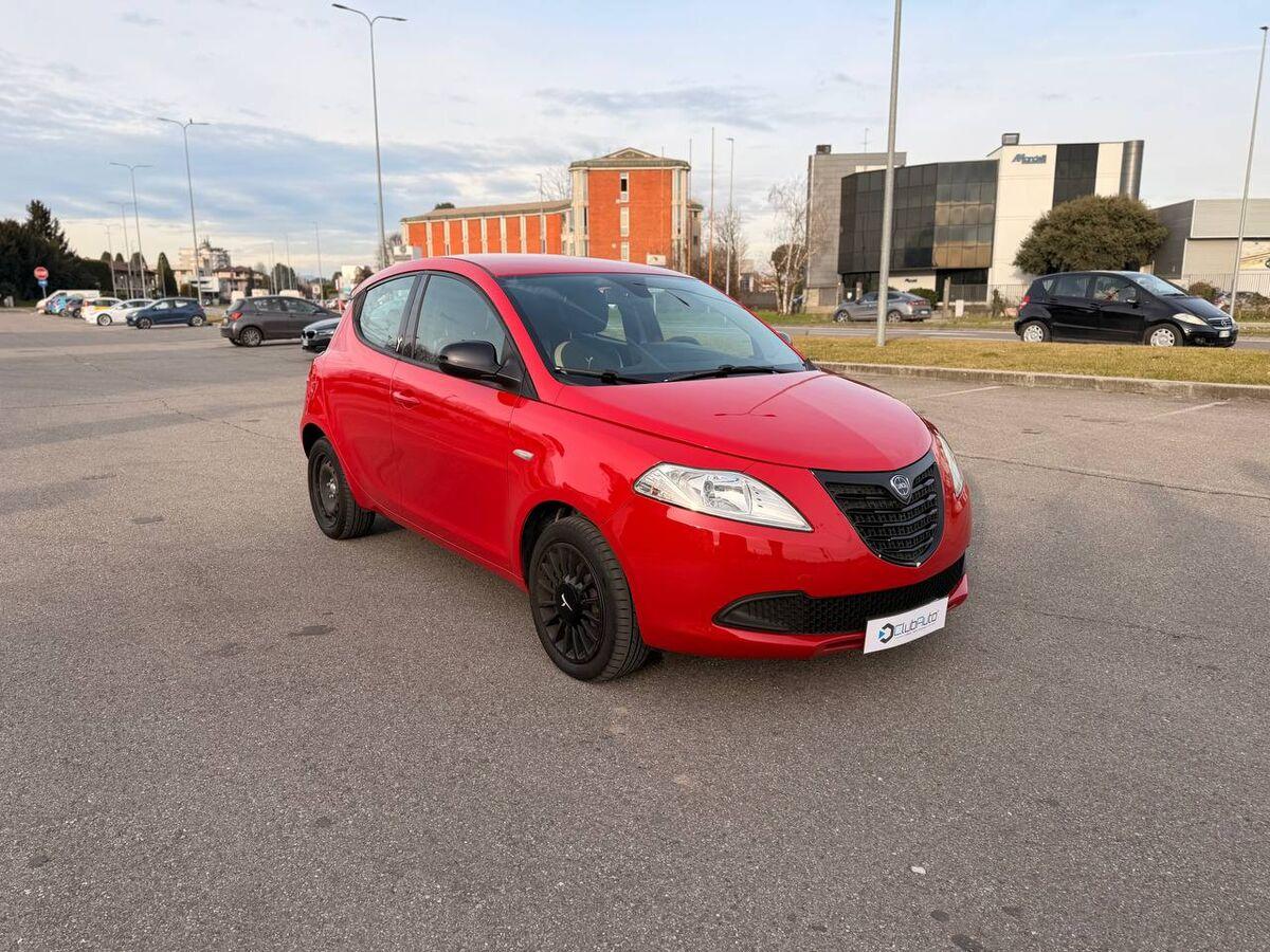 Lancia Ypsilon 1.2 8v Platinum ecochic Gpl 69cv E6