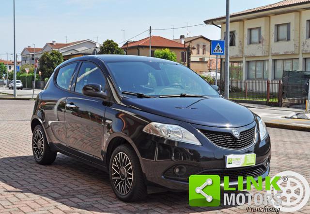 LANCIA Ypsilon 1.2 69 CV 5 porte GPL Ecochic Black