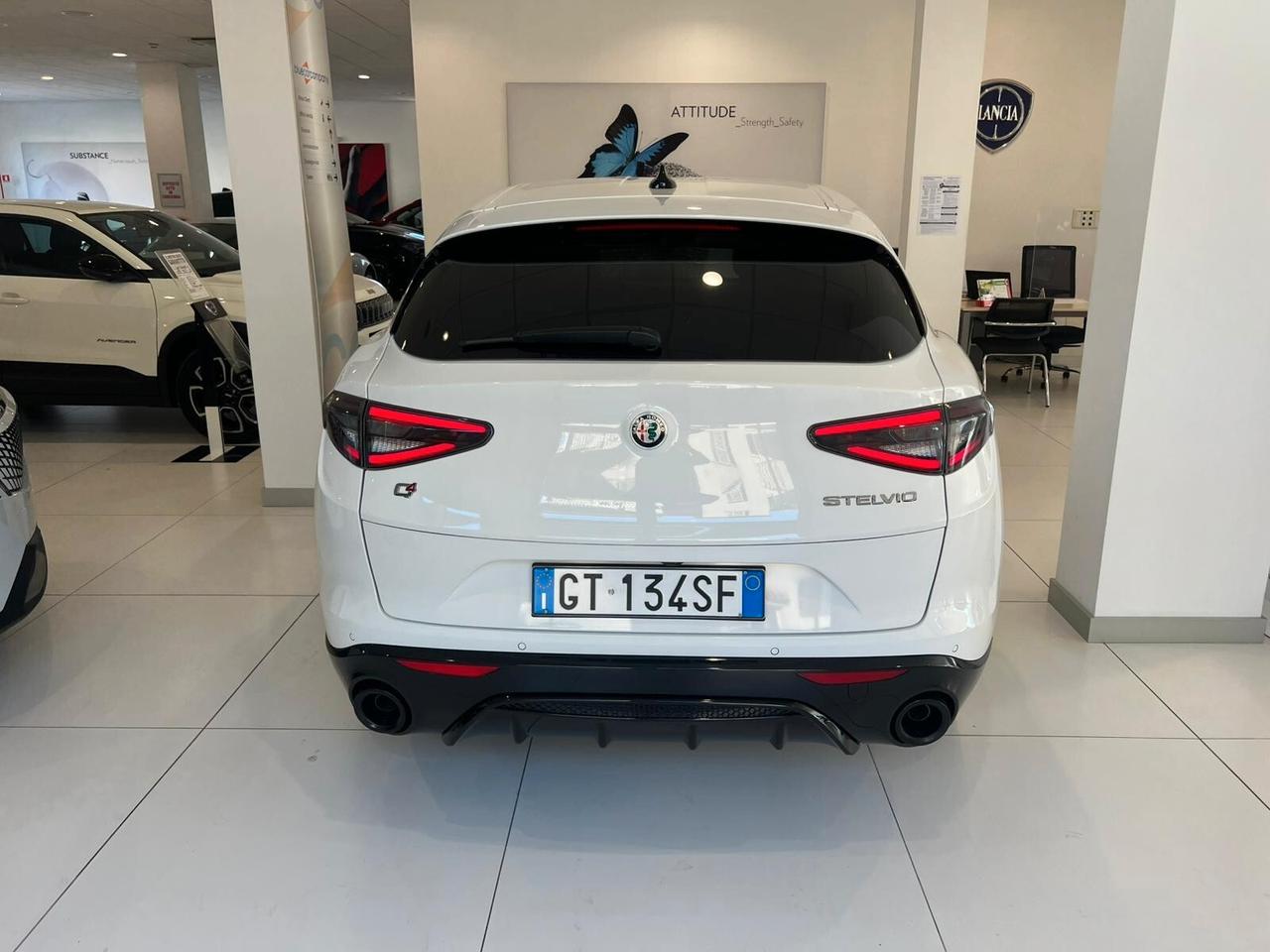 Alfa Romeo Stelvio 2.2 Turbodiesel 210 CV AT8 Q4 Veloce