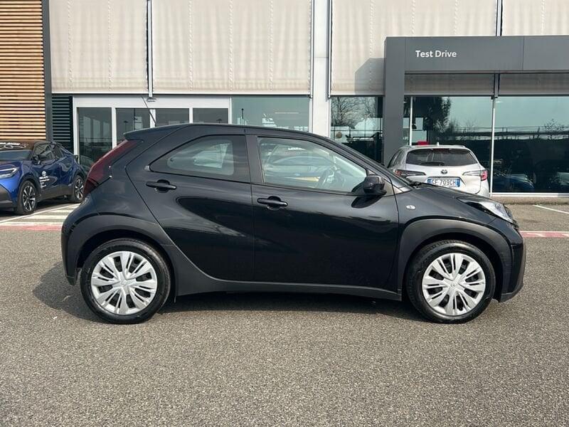 Toyota Aygo X 1.0B (72 CV) Active