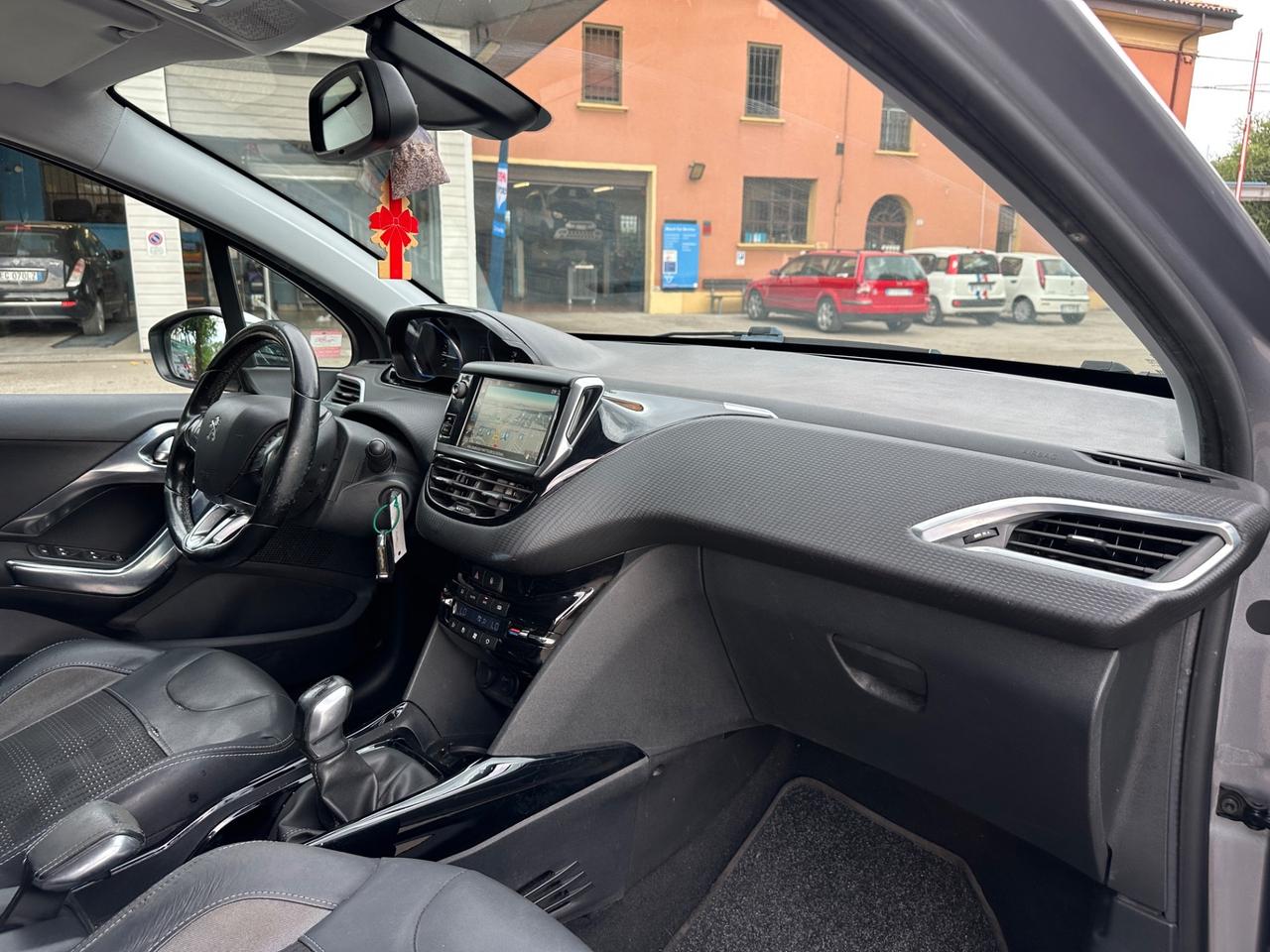 Peugeot 2008 PureTech Turbo 110 S&S Black Matt