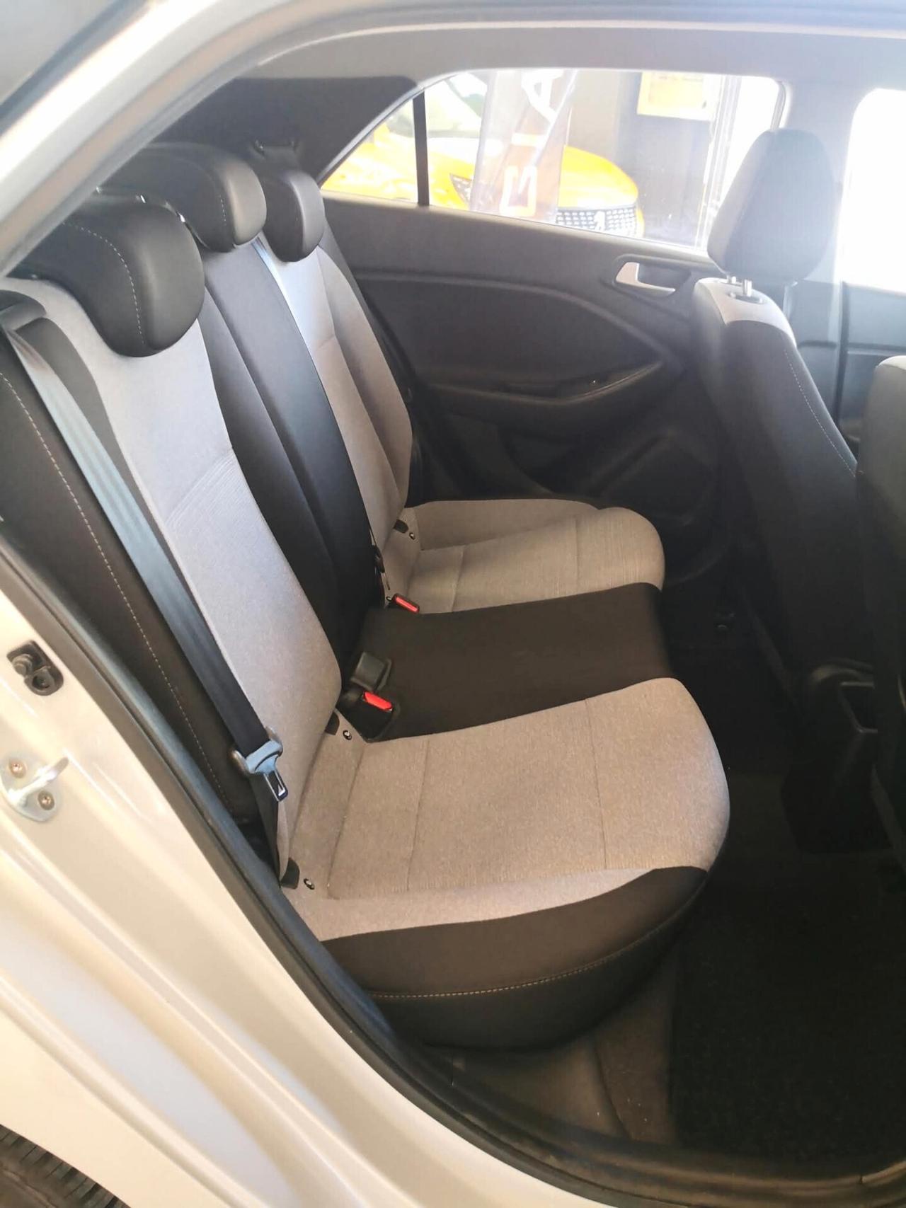 Hyundai i20 1.2 84 CV 5p. ***GRANDINE***TAGLIANDI HYUNDAI***UNIPROPRIETARIO***