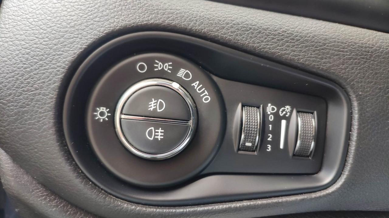 Jeep Renegade 1.3 T4 240CV PHEV 4xe AT6 S