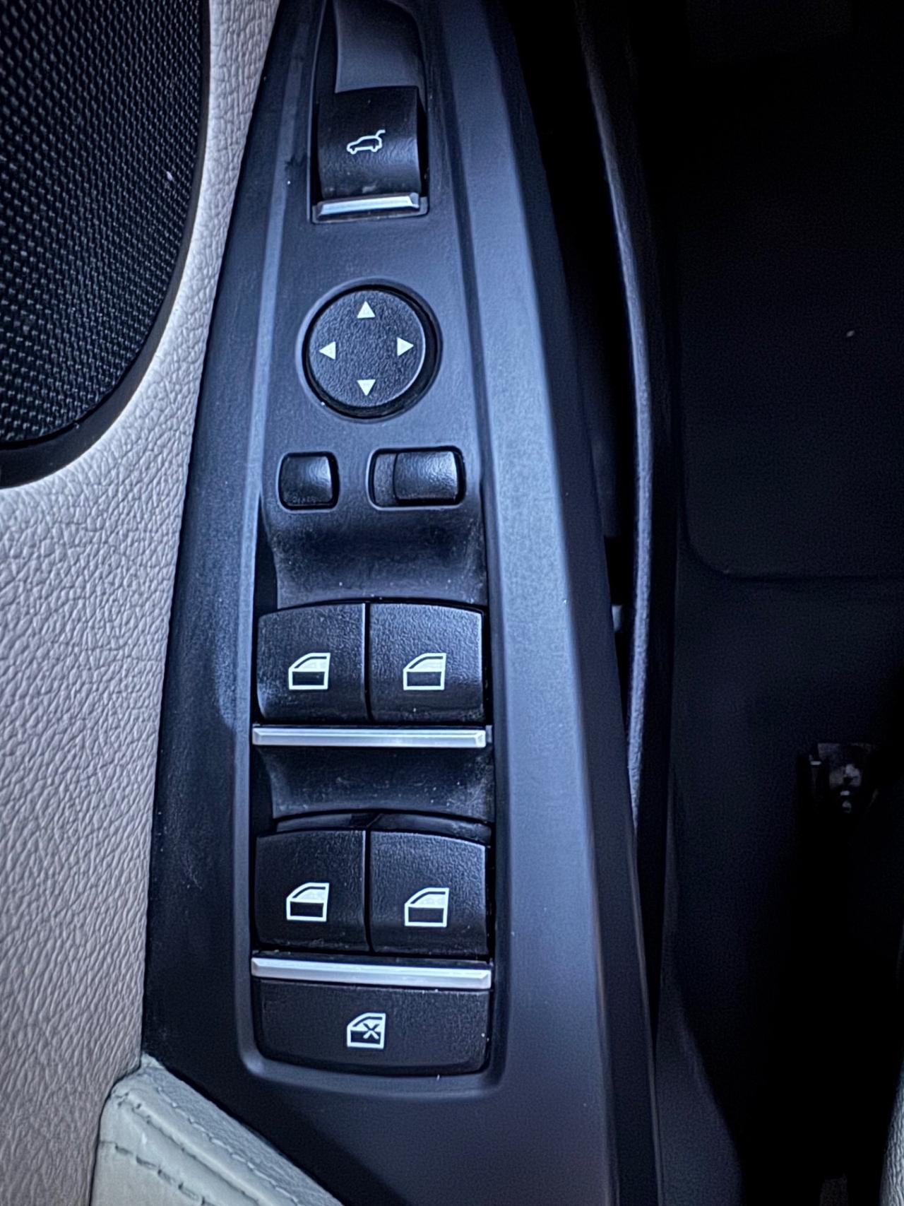 Bmw X4 2.0 INTERNI IN PELLE