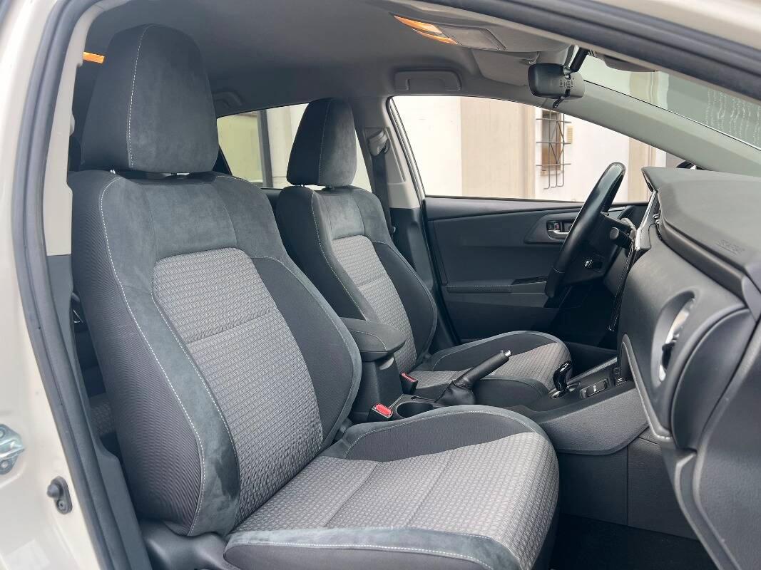 Toyota Auris Auris 1.8 hybrid Lounge cvt my18