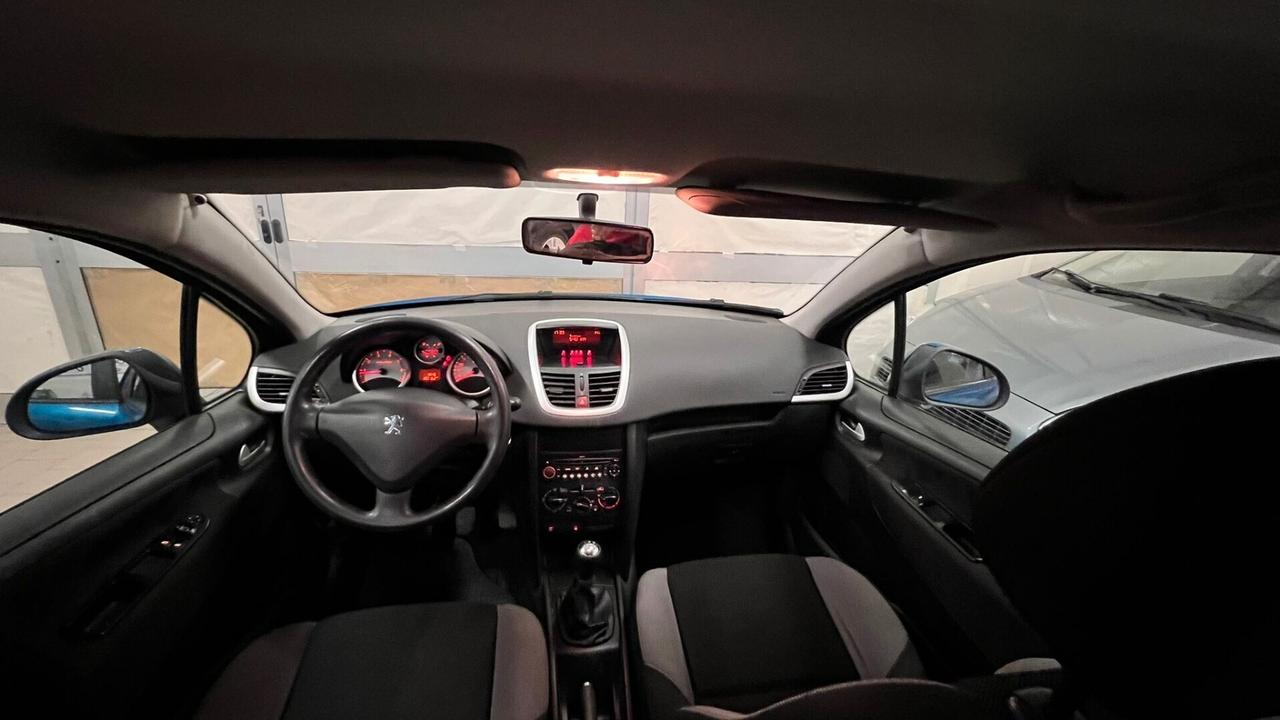 Peugeot 207 1.4 8V 75CV 5p. X Line ECO GPL