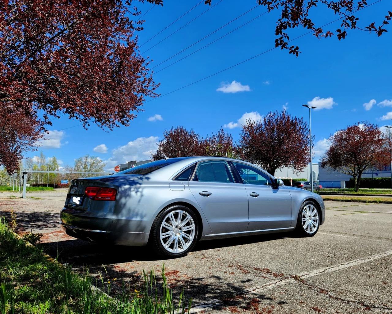 Audi A8 3.0 TDI 250 CV quattro tiptronic