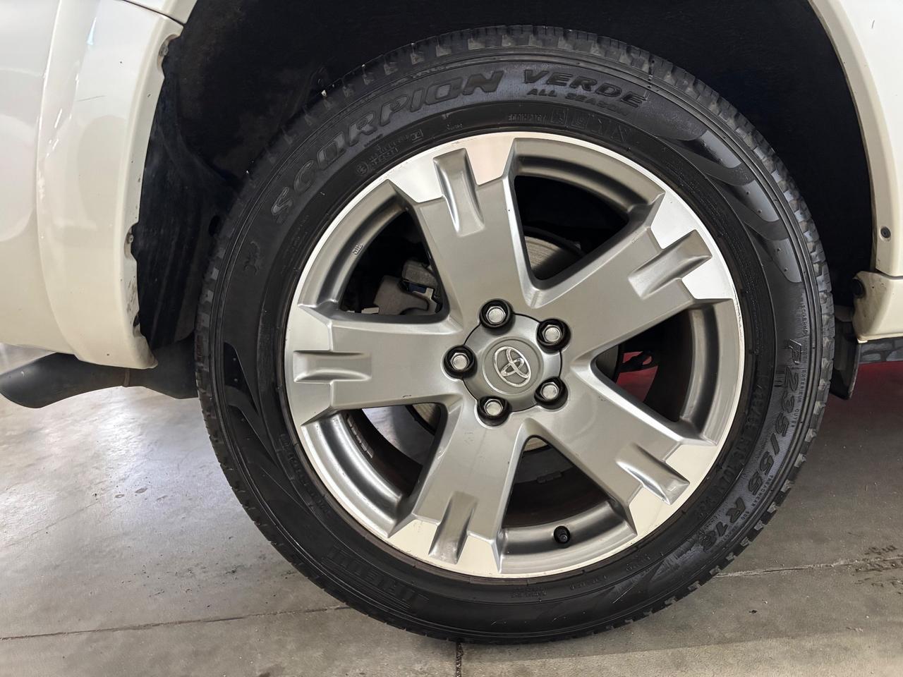 Toyota RAV 4 Crossover 2.2 D-Cat AUTOMATIC