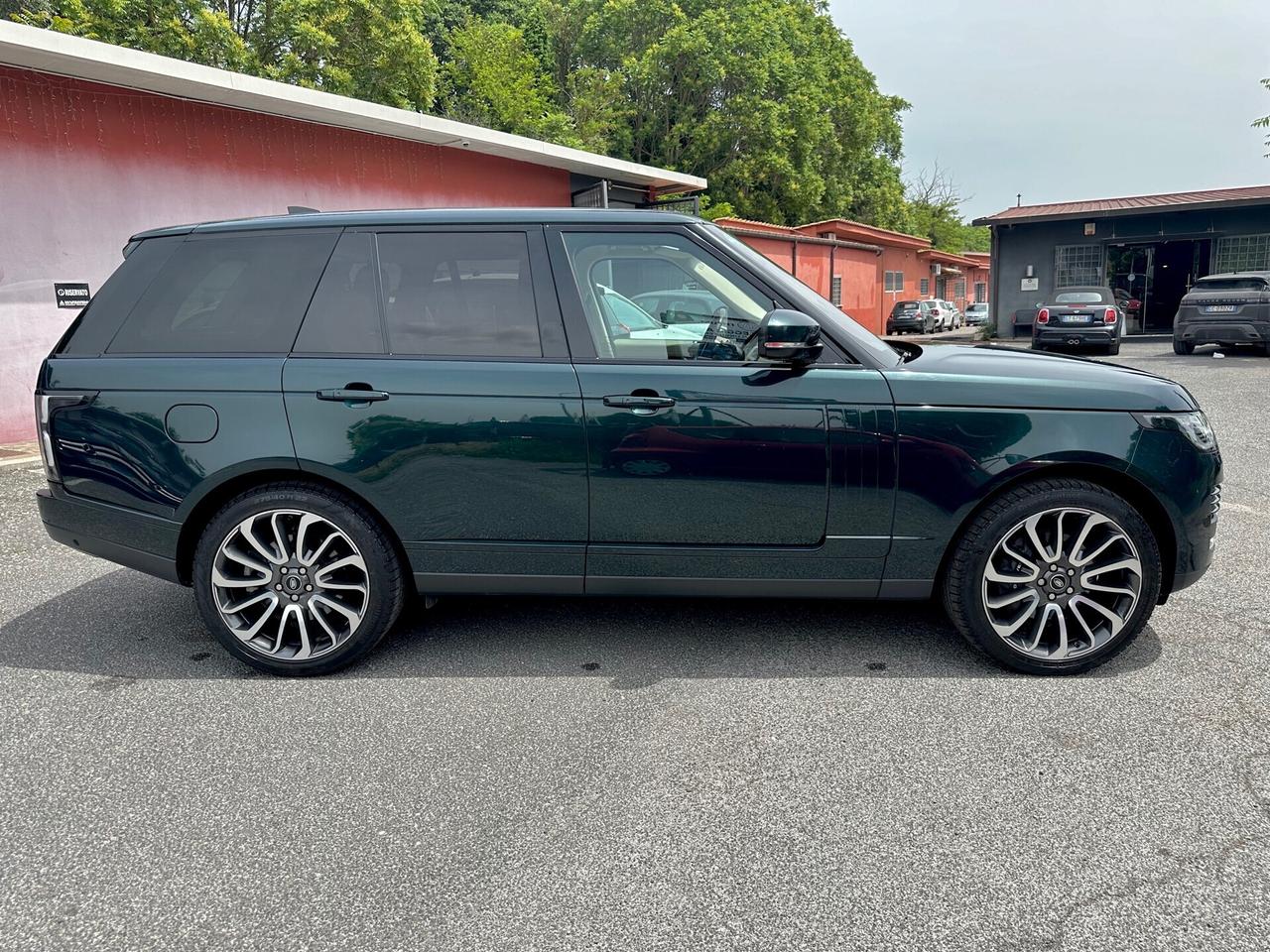 Land Rover Range Rover Range Rover 3.0 SDV6 HSE FOND ENTERTAIMENT BLACK Edition