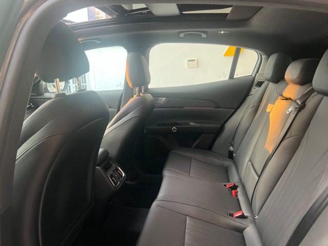 MASERATI Grecale MHEV 300 CV AWD GT tetto panoramico da?549,00