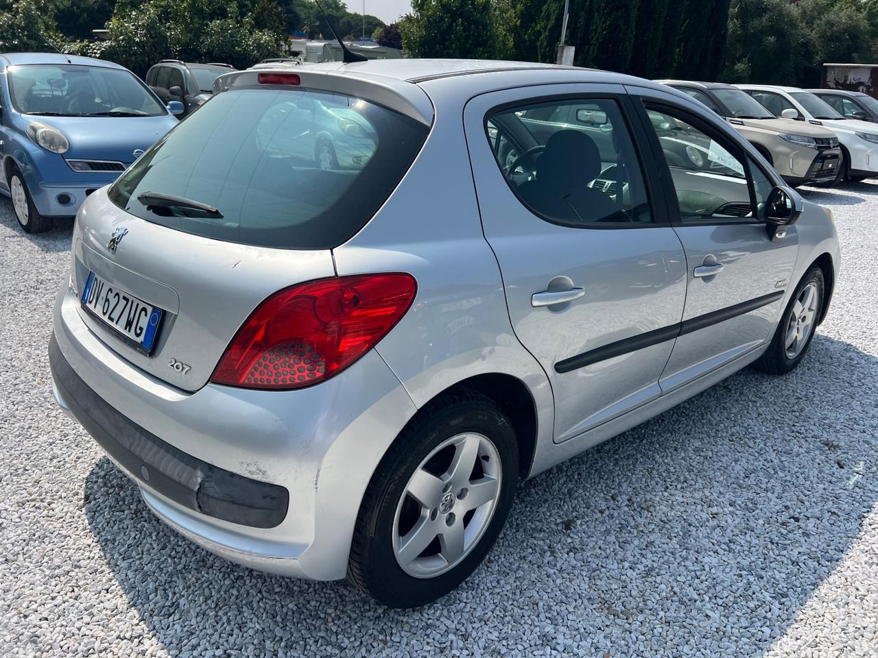 Peugeot 207 1.4 HDi 70CV 5p. XS