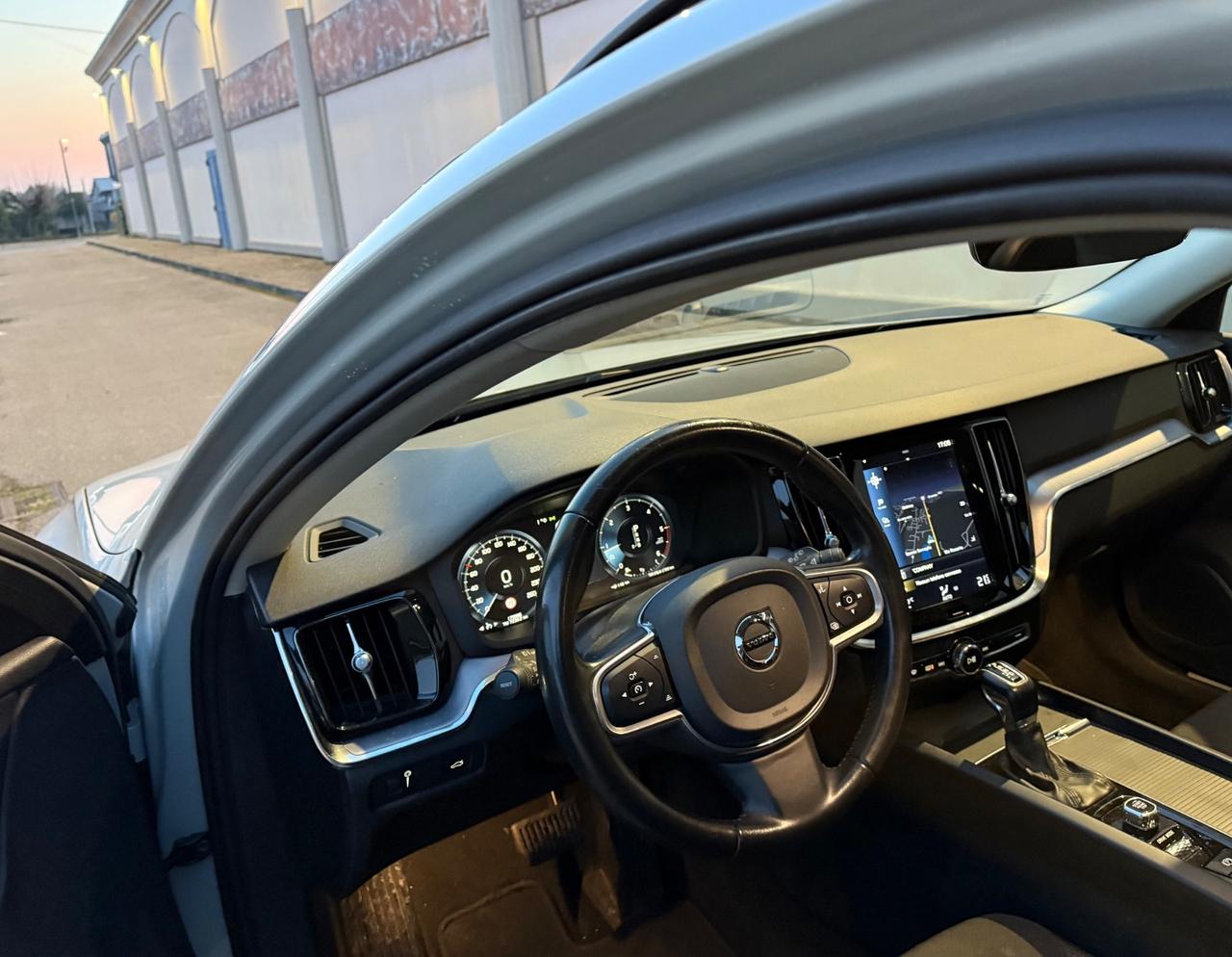 Volvo V60 D3 Geartronic R-design