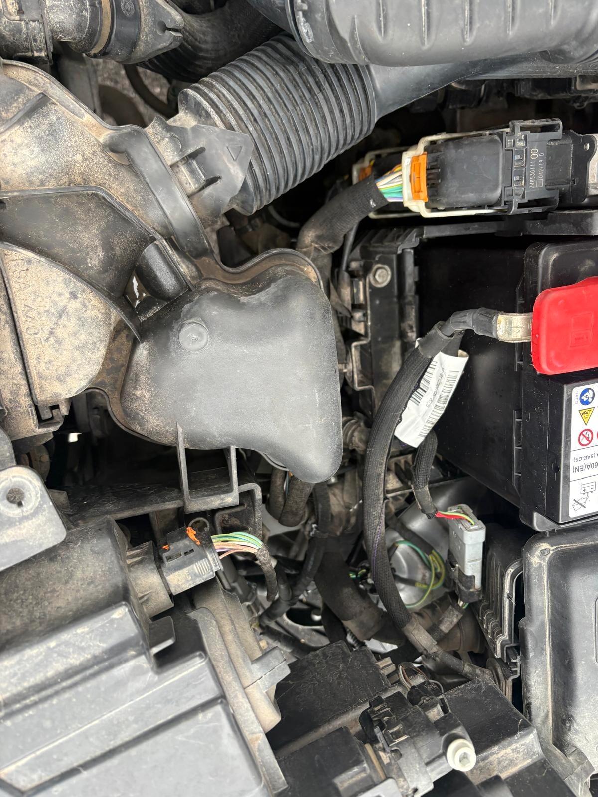 Ds DS3 3 Crossback BlueHDi 100 Performance Line SINISTRATA