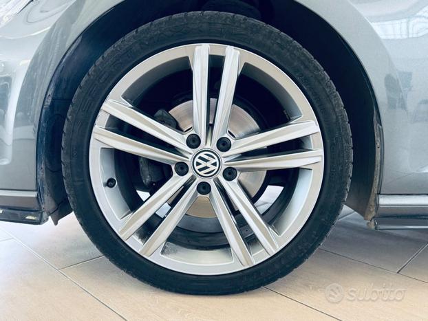 VOLKSWAGEN Golf 1.5 TSI 150 CV - Highline R-Line
