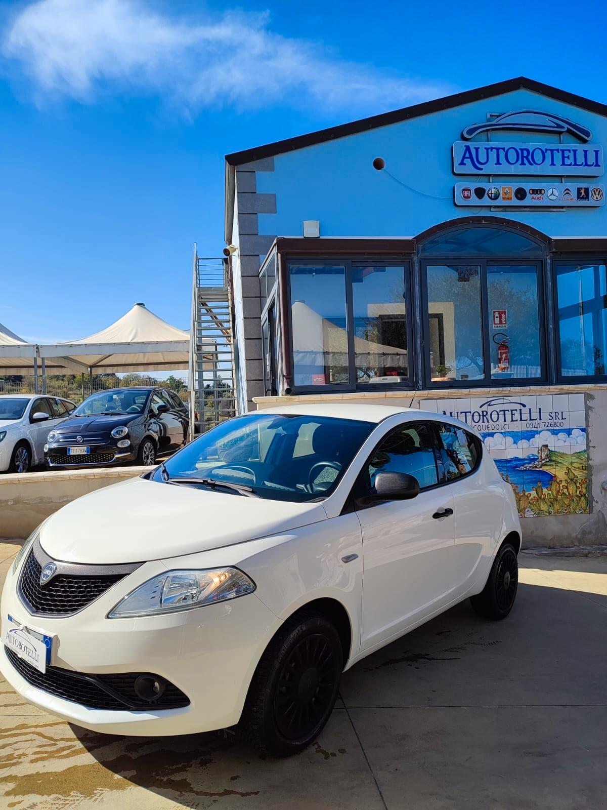 Lancia Ypsilon 1.2 69 CV 5 porte S&S Elefantino Blu