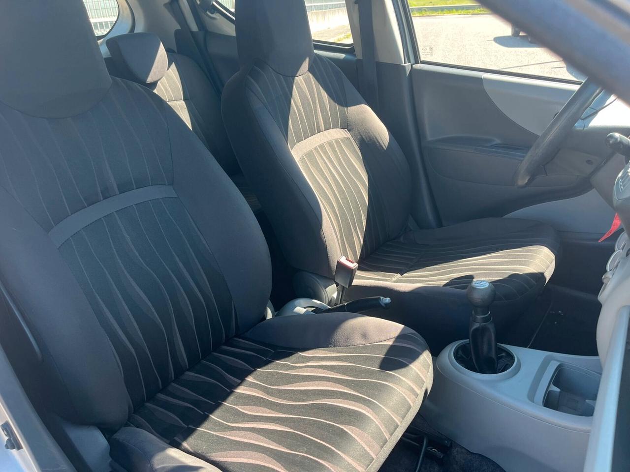 Nissan Pixo 1.0 GPL 90.000KM