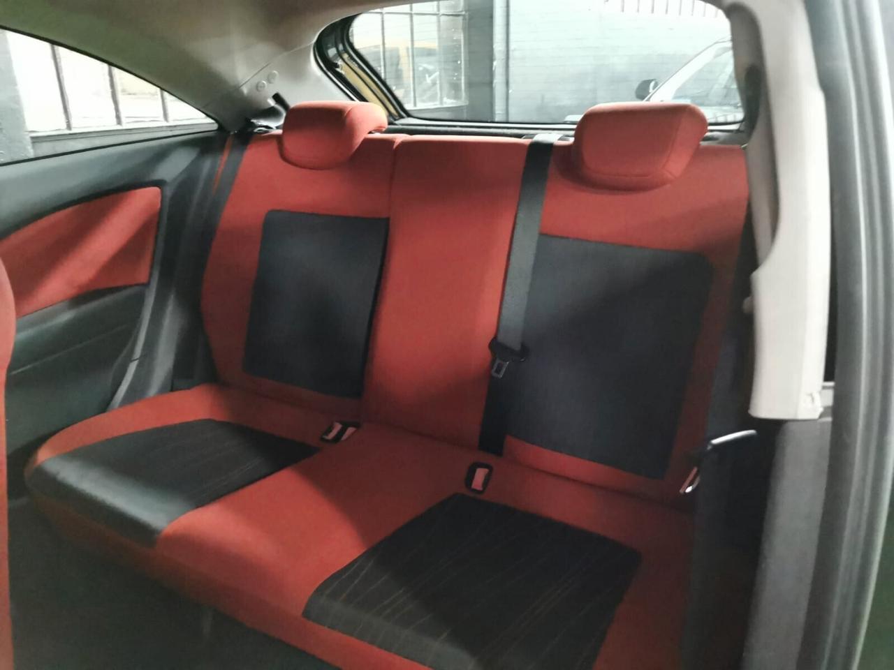 Opel Corsa 1.4 16V 3 porte Sport GARANZIA 12 MESI