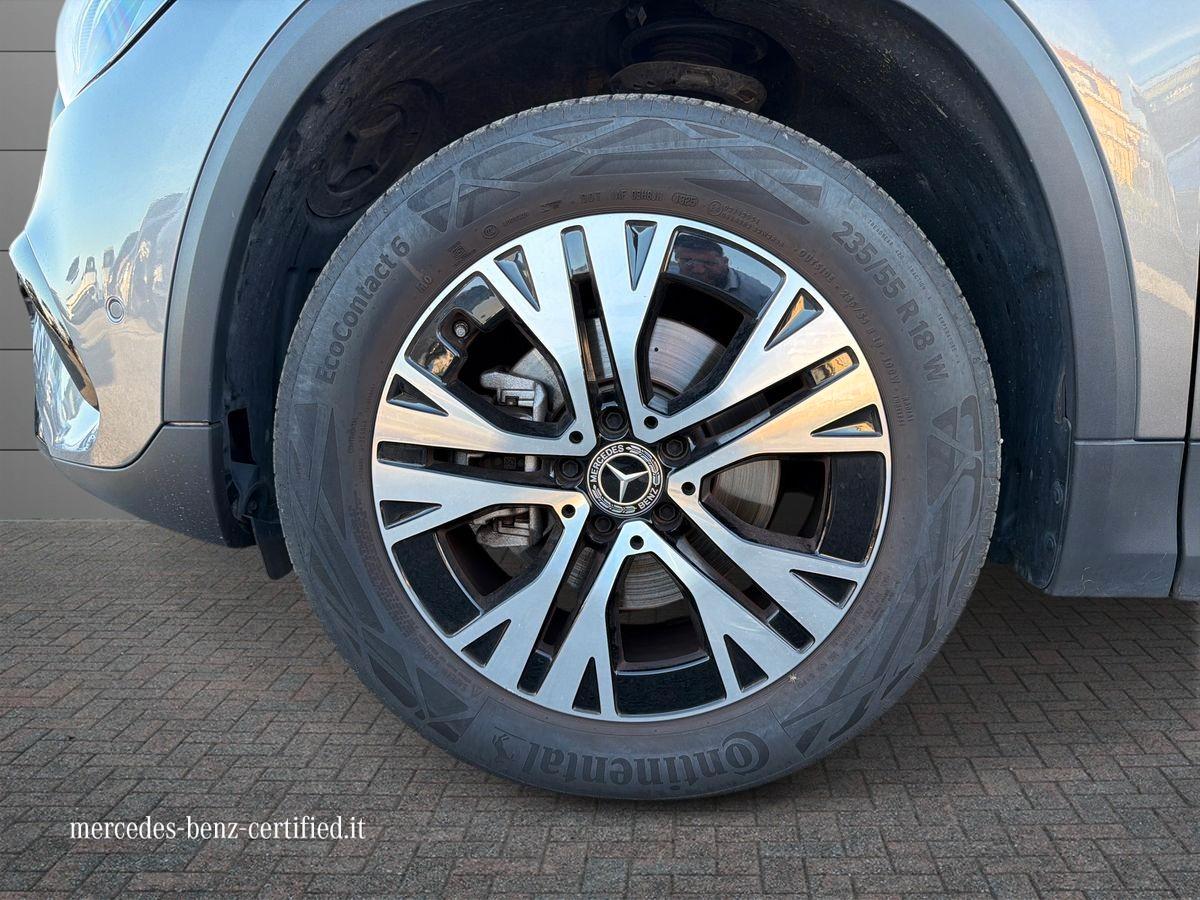 Mercedes-Benz GLA 180 Progressive Advanced Plus auto