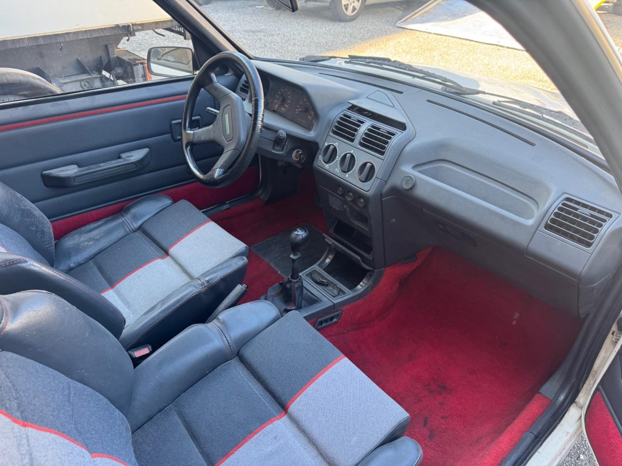 Peugeot 205 1.9 3 porte GTI