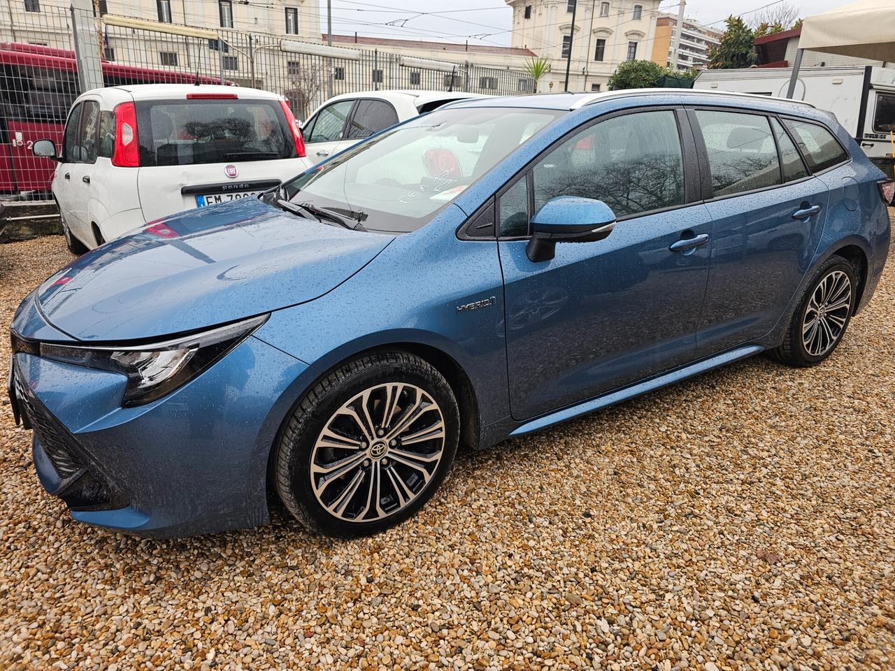 Toyota Corolla Touring Sports 2.0 Hybrid Business