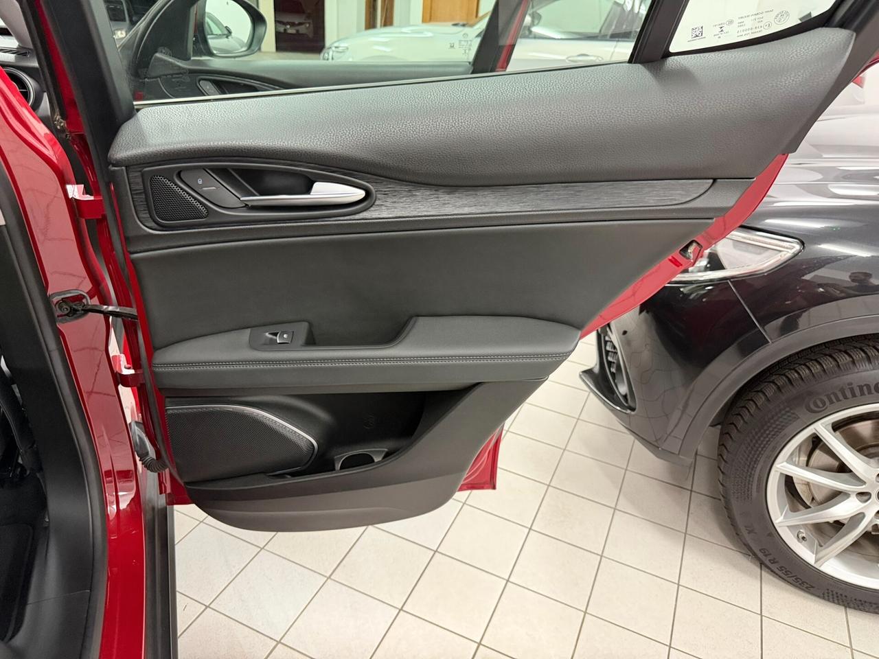 Alfa Romeo Stelvio 2.2 TD 190 CV BUSINESS Q4 PADDLE RETROCAMERA