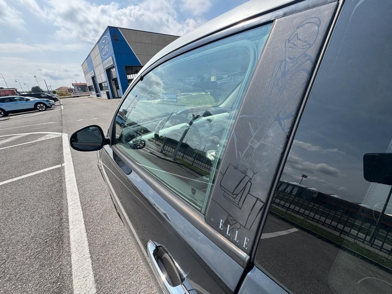 Lancia Ypsilon 1.3 MJT 75CV Elle Edition